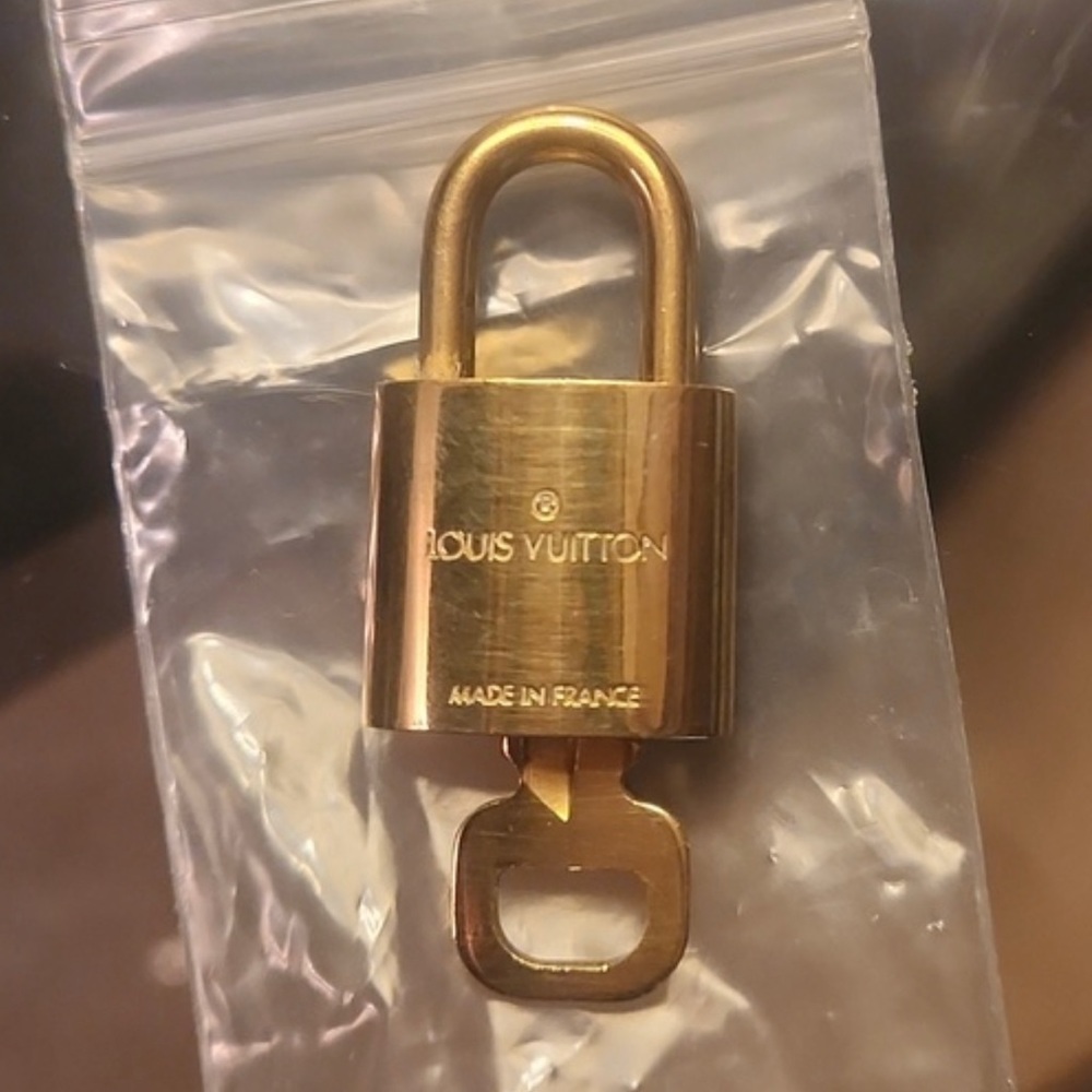 Louis Vuitton lock and key